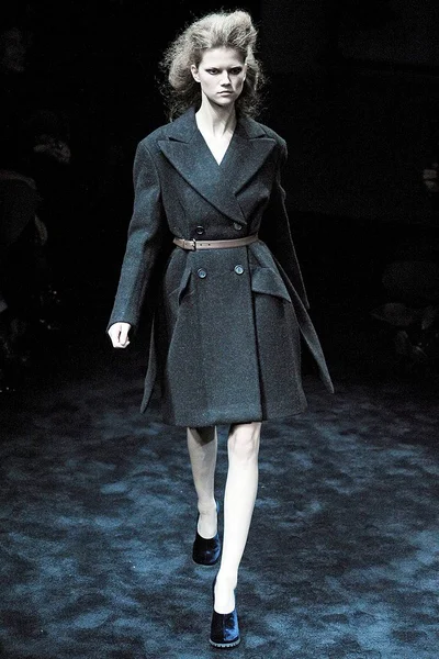 Look 25